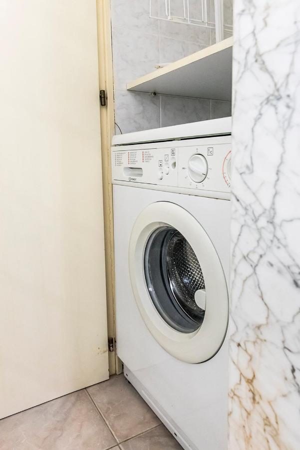 N050 - Numana, Trilocale In Centro Con Portico E Posto Auto Apartman Kültér fotó